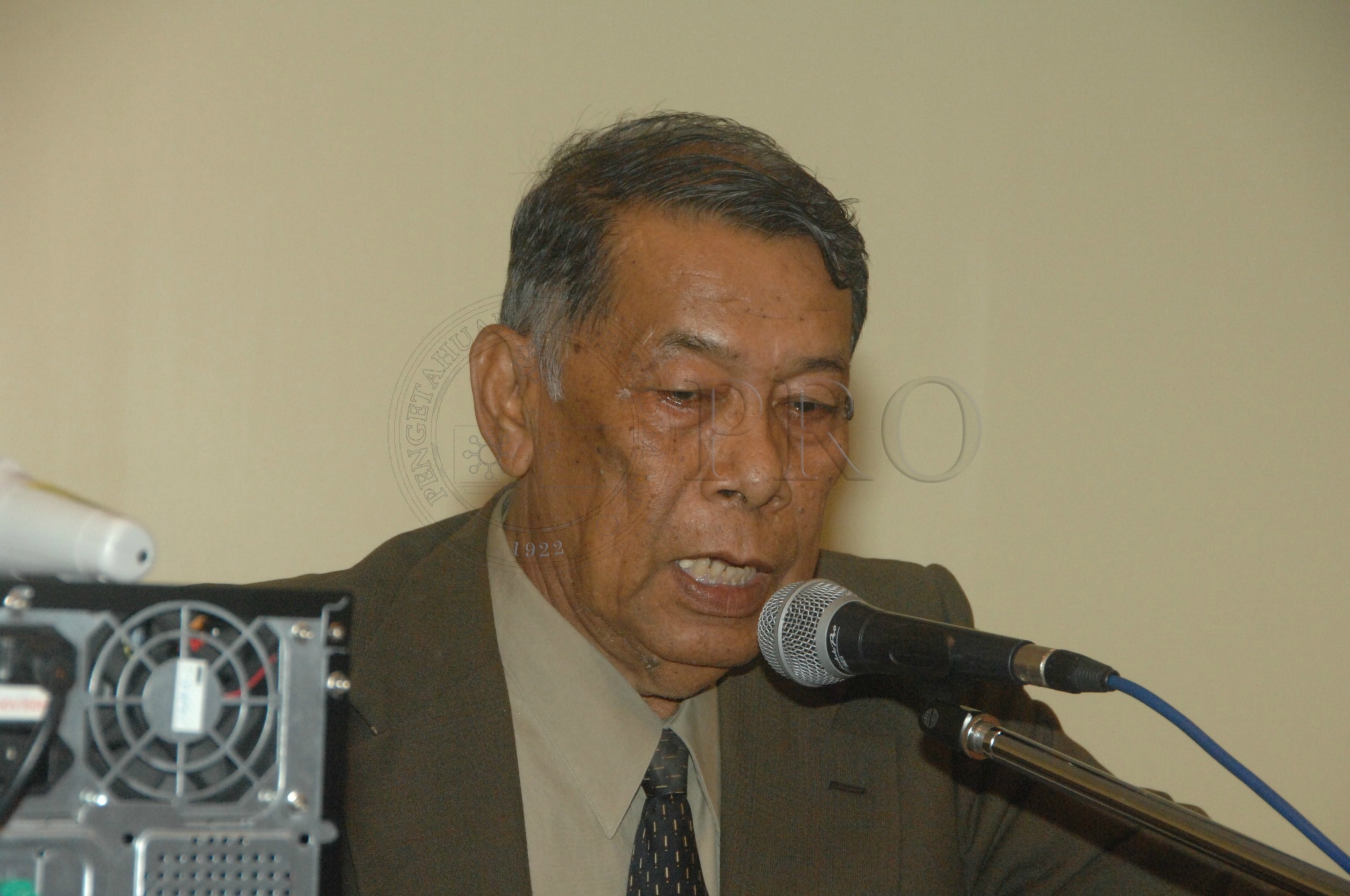 PRO 14 34 WACANA FBA 0084